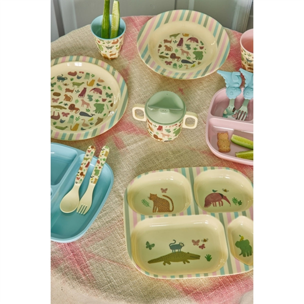 RICE Mint Melamine Childrens Plate with 3 Rooms
