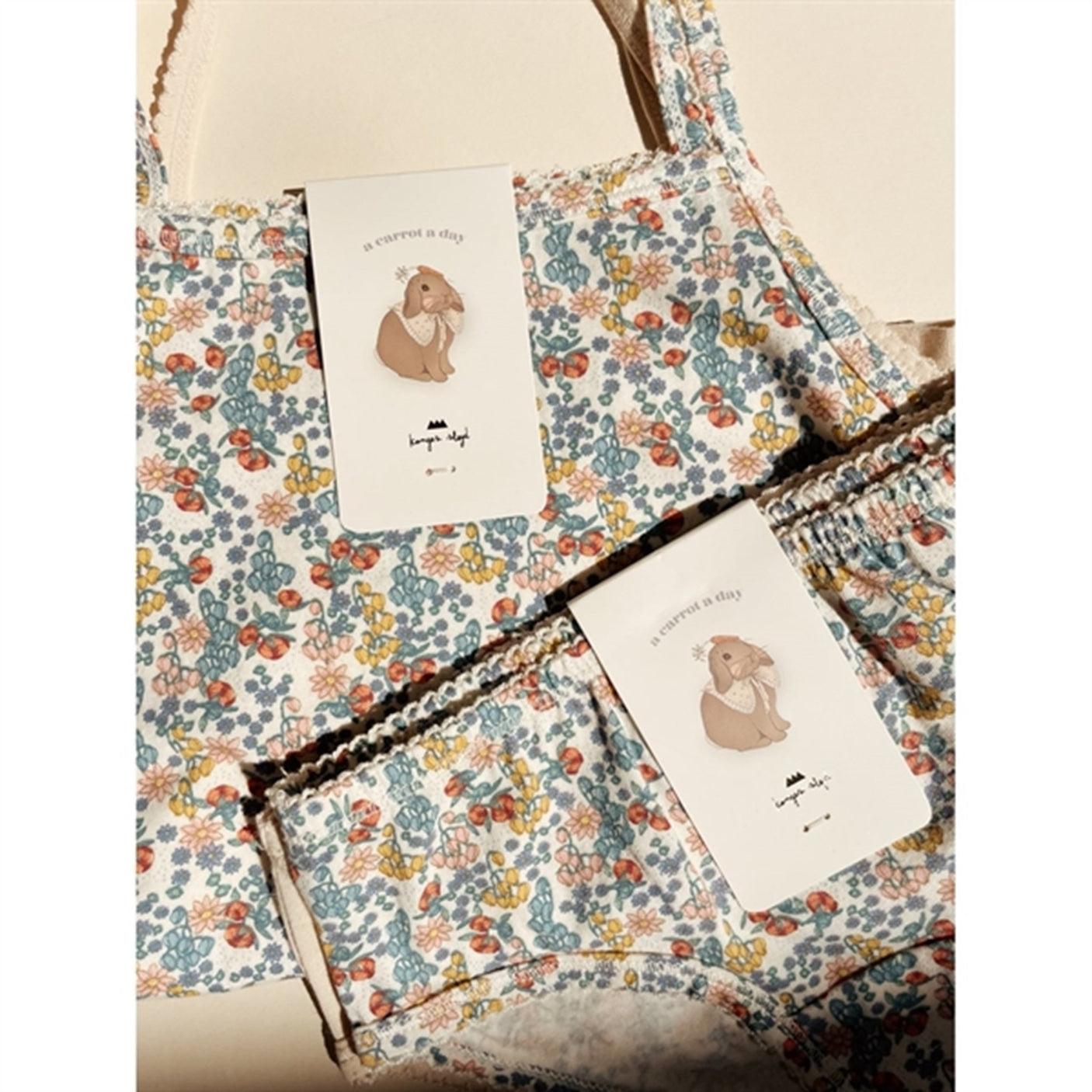 Konges Sløjd Bibi Fleur/Brazilian Sand Basis 2-pak Strop Top