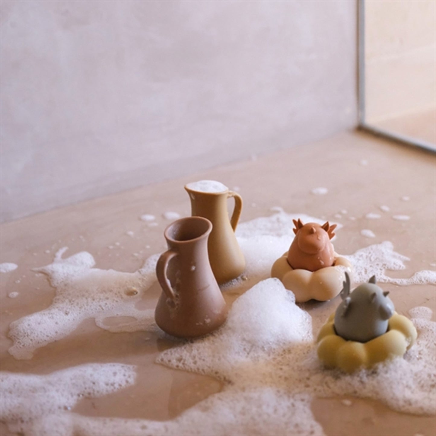Konges Sløjd Silicone Bath Toys Unicorn Almond