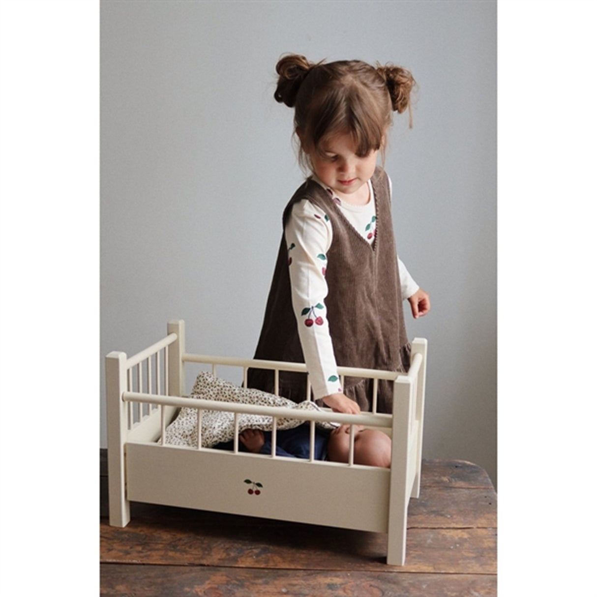 Konges Sløjd Ecru Doll Bed Wood