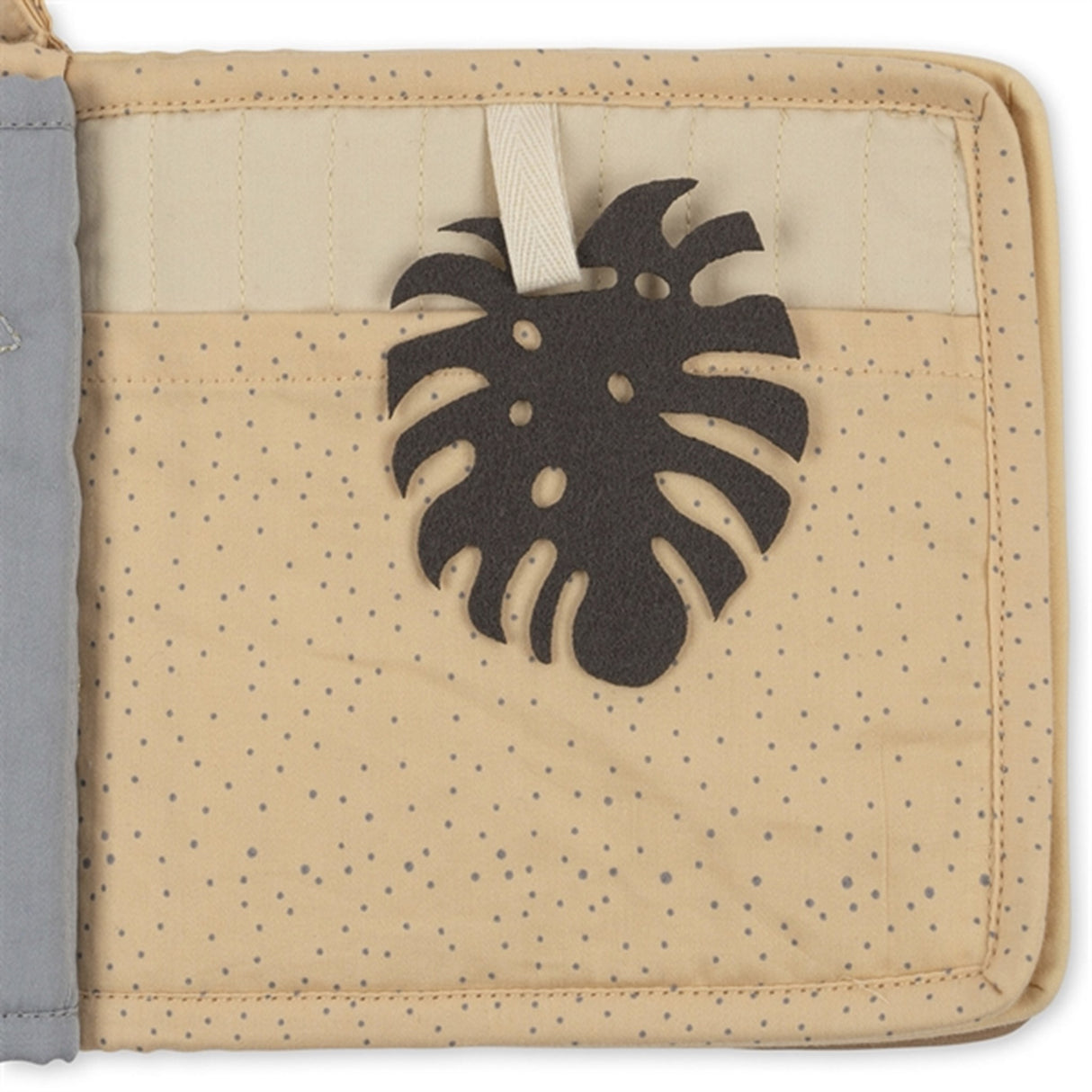 Konges Sløjd Brazilian Sand Fabric Book Zoo