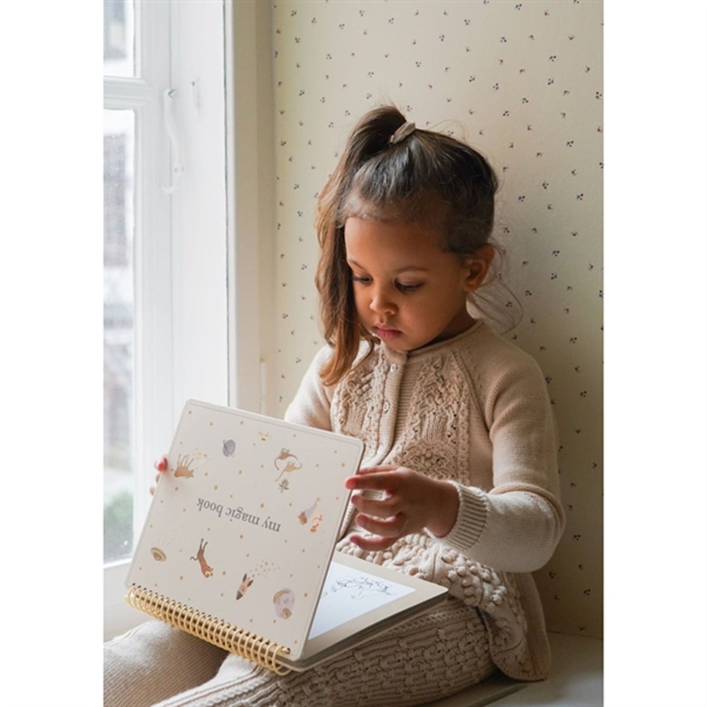 Konges Sløjd Sleet Magic Water Book