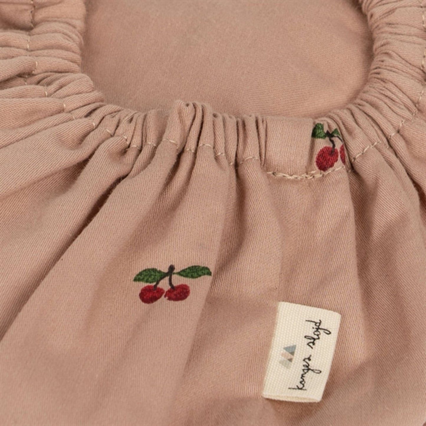 Konges Sløjd Cherry Blush Tissue Cover