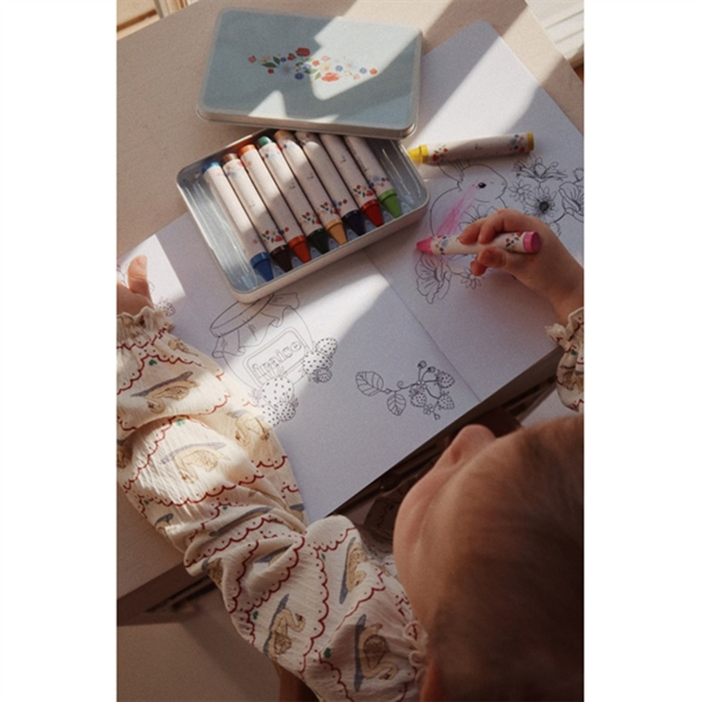 Konges Sløjd My Coloring Book Off White