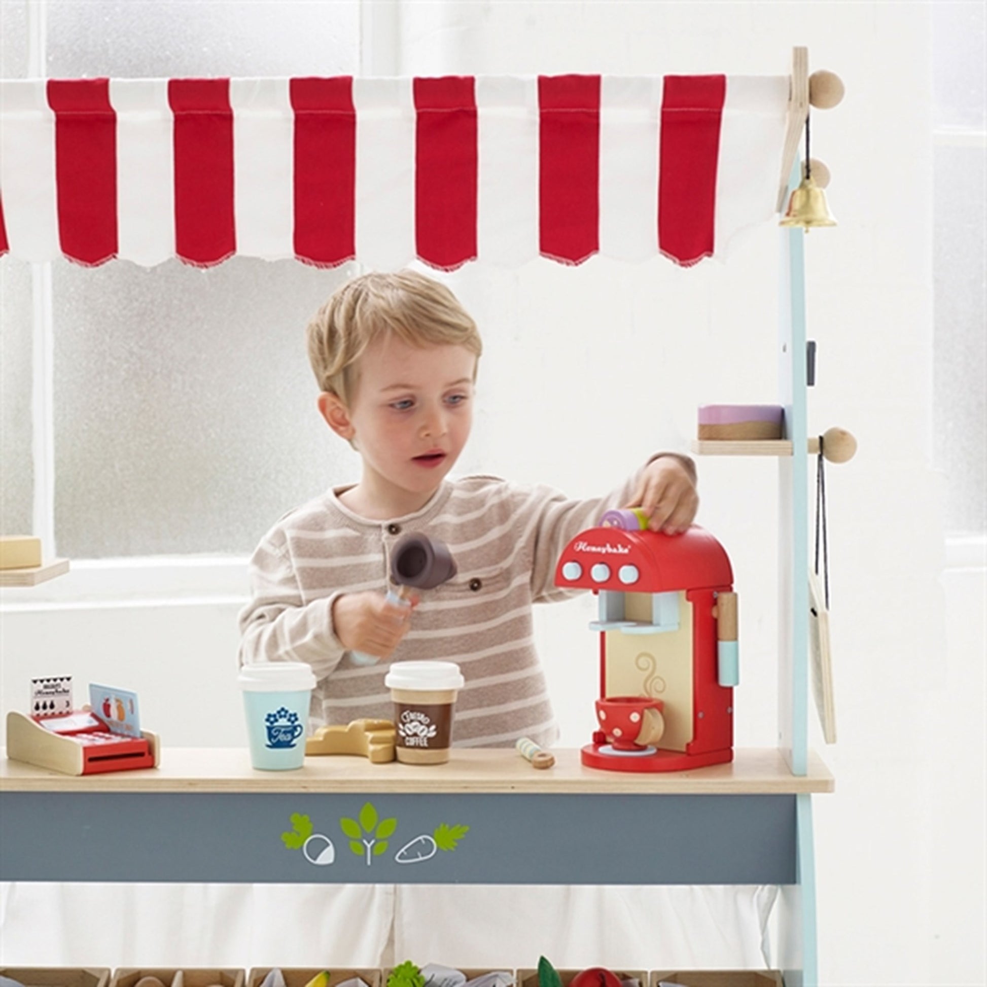 Le Toy Va Honeybake Shop & Café 2