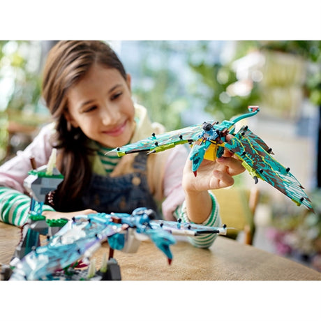 LEGO® Avatar Jake & Neytiri’s First Banshee Flight