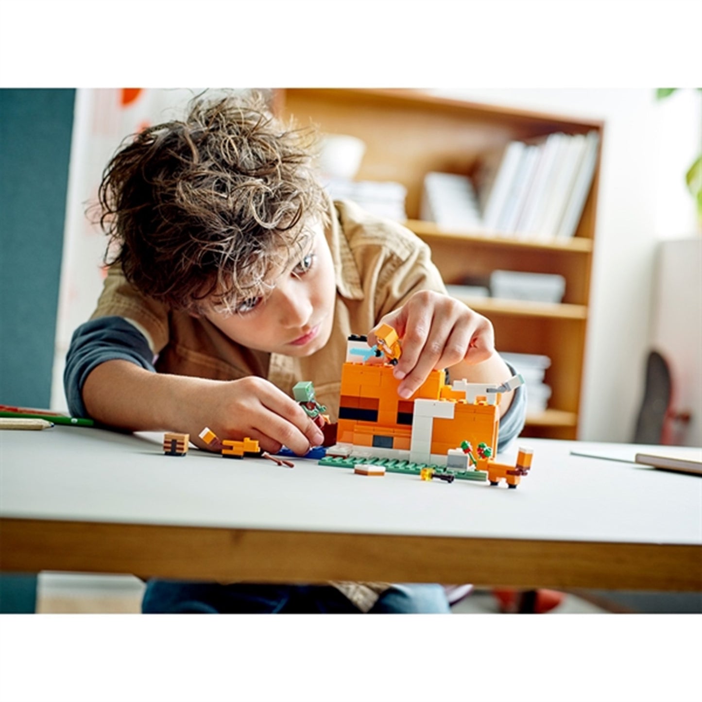 LEGO® Minecraft® The Fox Lodge