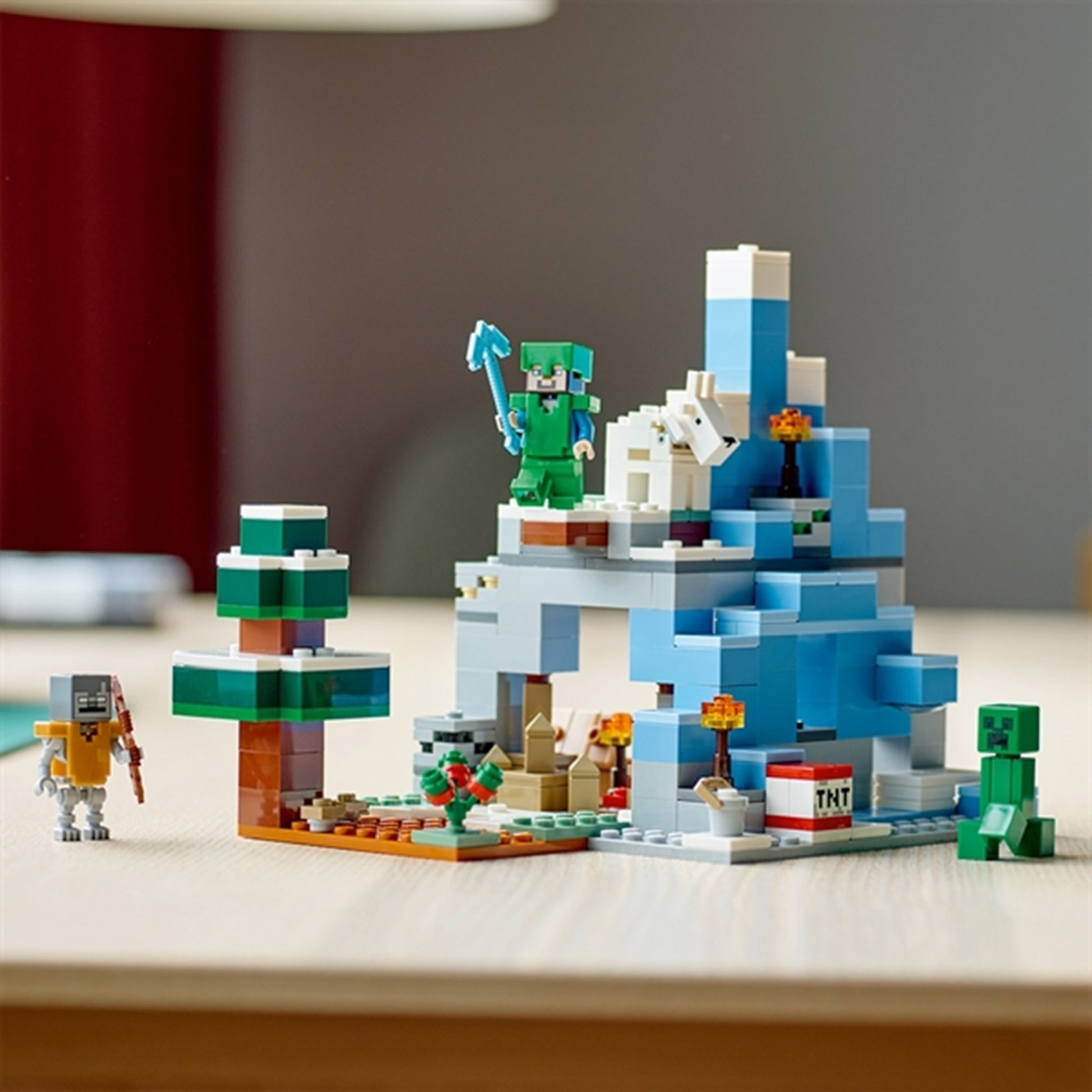LEGO® Minecraft® The Frozen Peaks