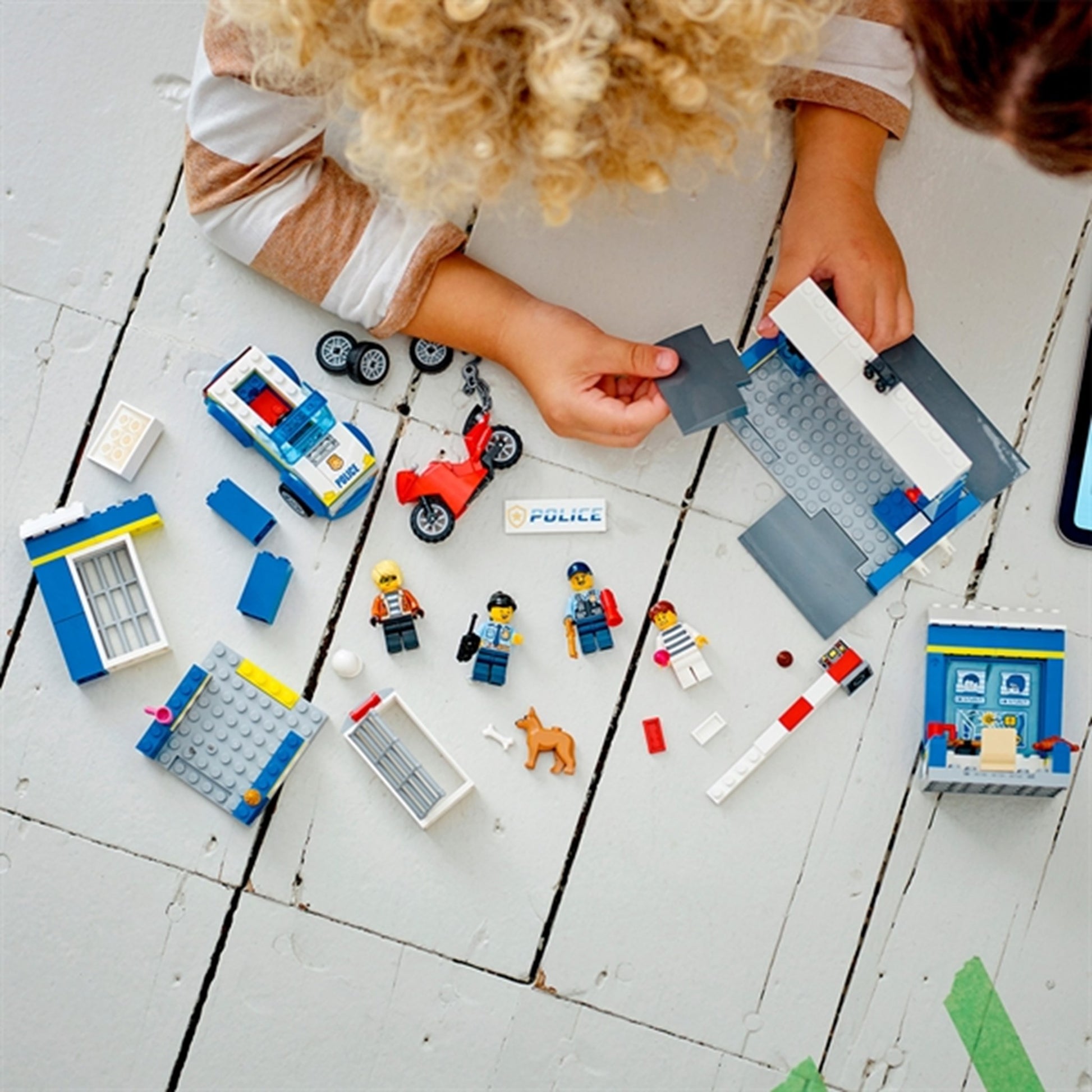 LEGO® City Police Station Chase