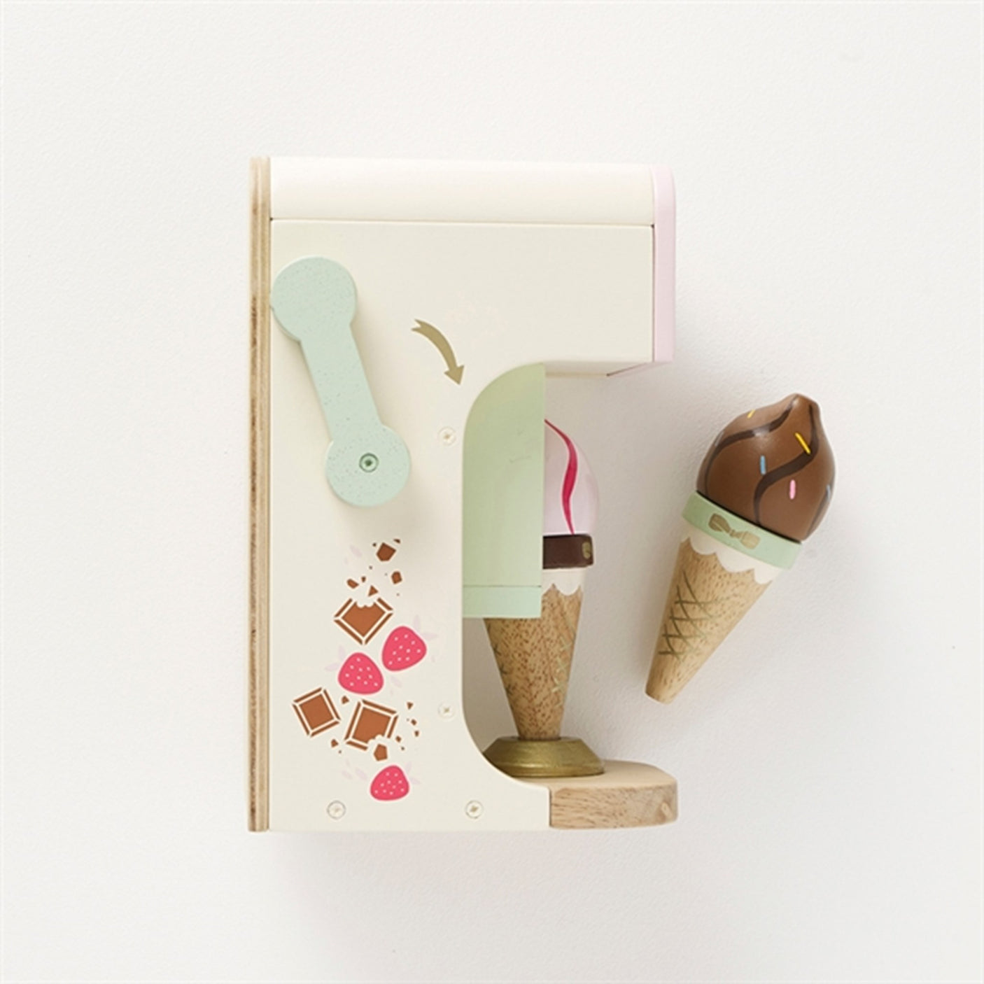 Le Toy Van Honeybake Ice Machine 3