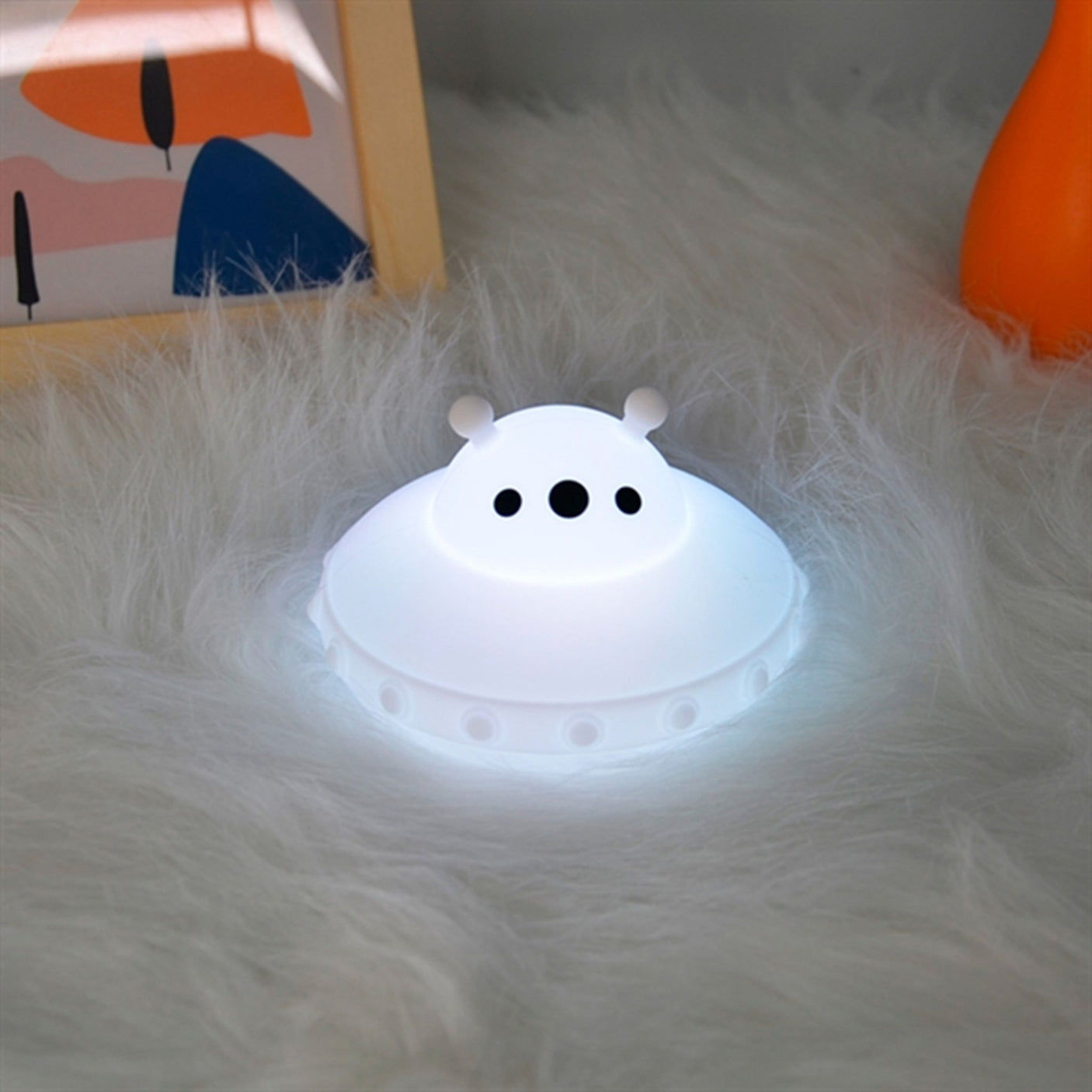LumieWorld® LumiPets® Night Light UFO