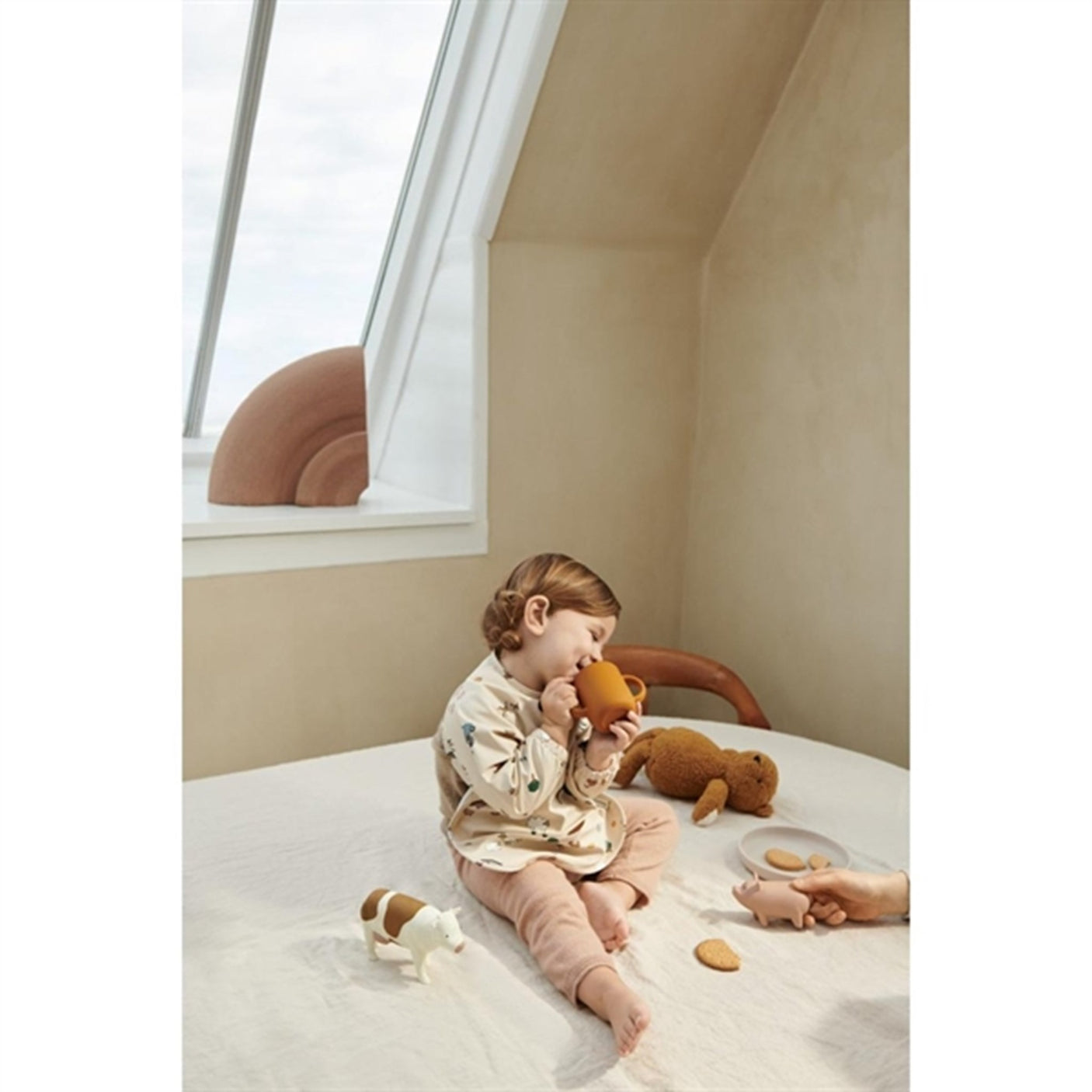 Liewood Merle Printed Cape Bib Farm / Sandy