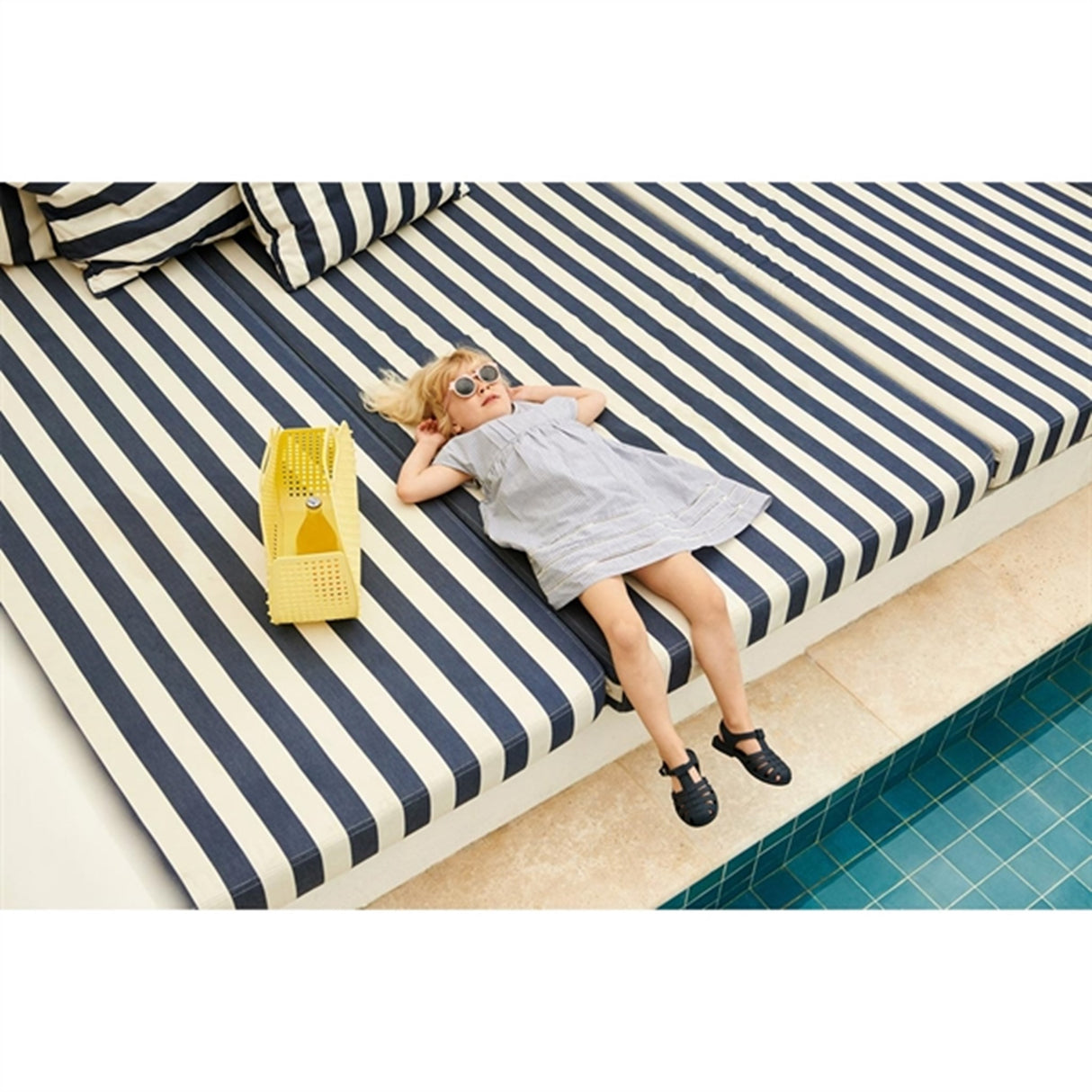 Liewood Y/D Stripe Crisp White/Whale Blue Gudrun Stripe Dress