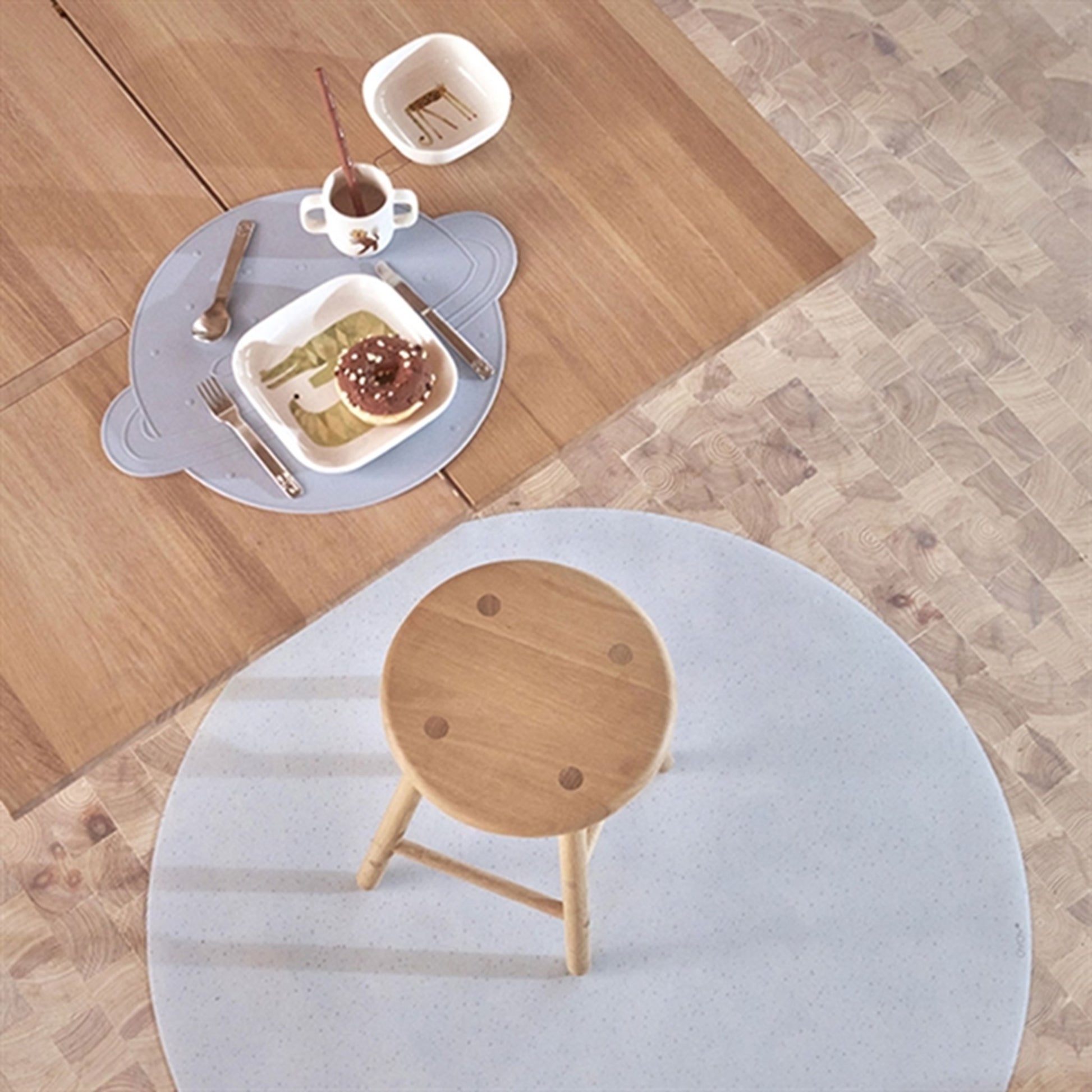 OYOY Moira Tableware Set Crocodile Gustav OffWhite 2