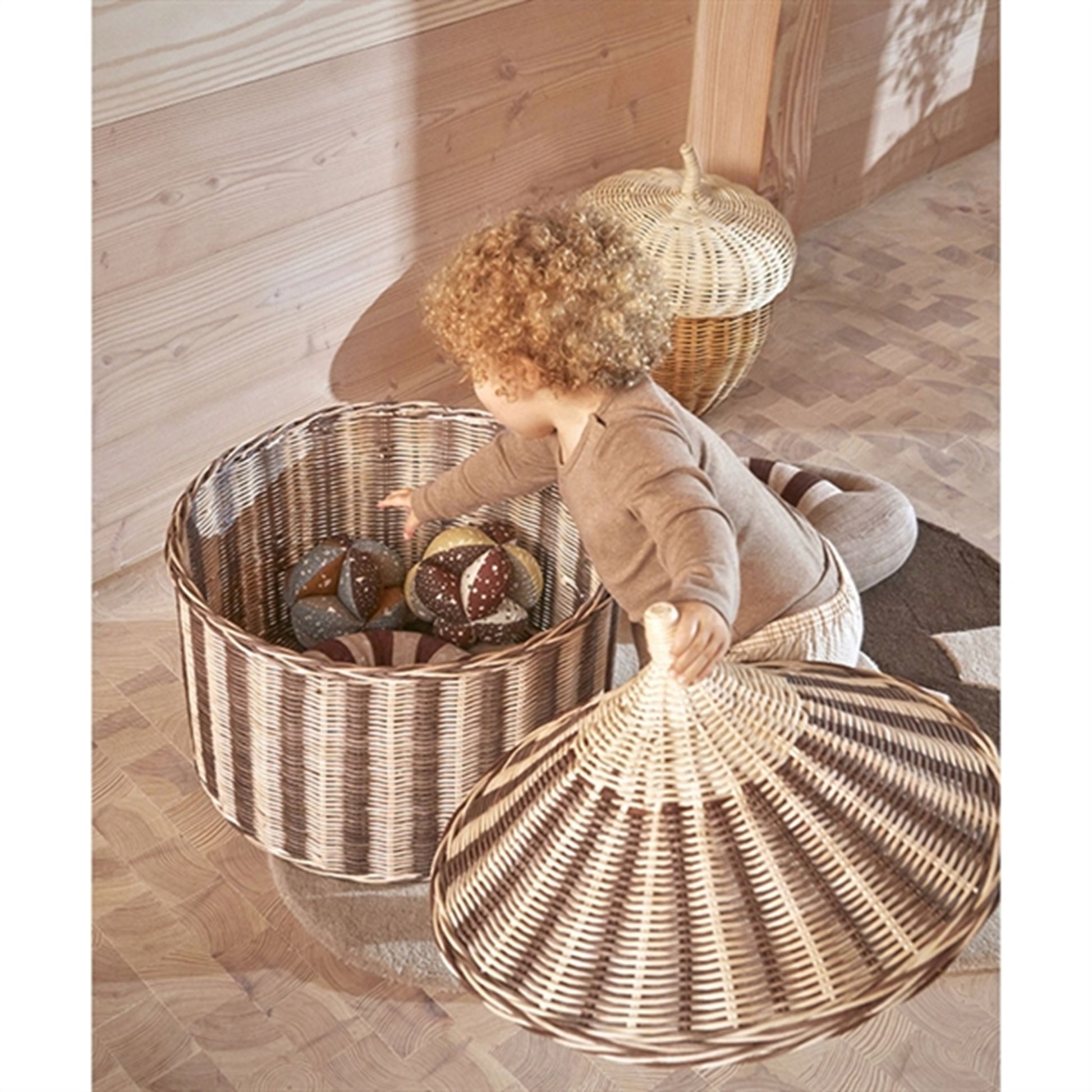 OYOY Circus Basket Nutmeg