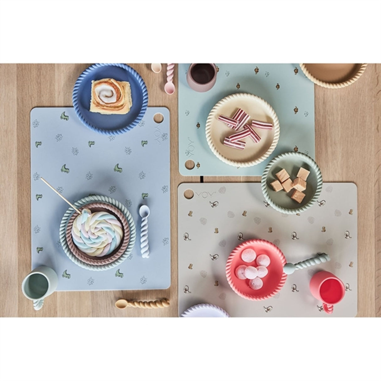 OYOY Placemat Dina Dino Clay