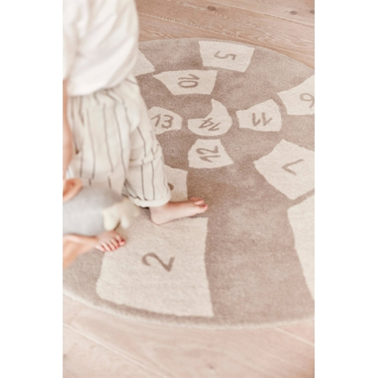 OYOY Nautilus Hopscotch Tæppe Clay/Offwhite