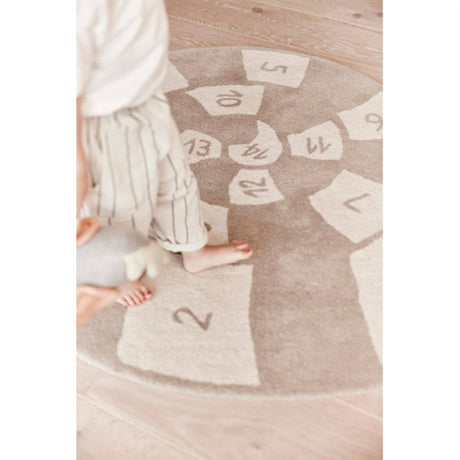 OYOY Nautilus Hopscotch Tæppe Clay/Offwhite