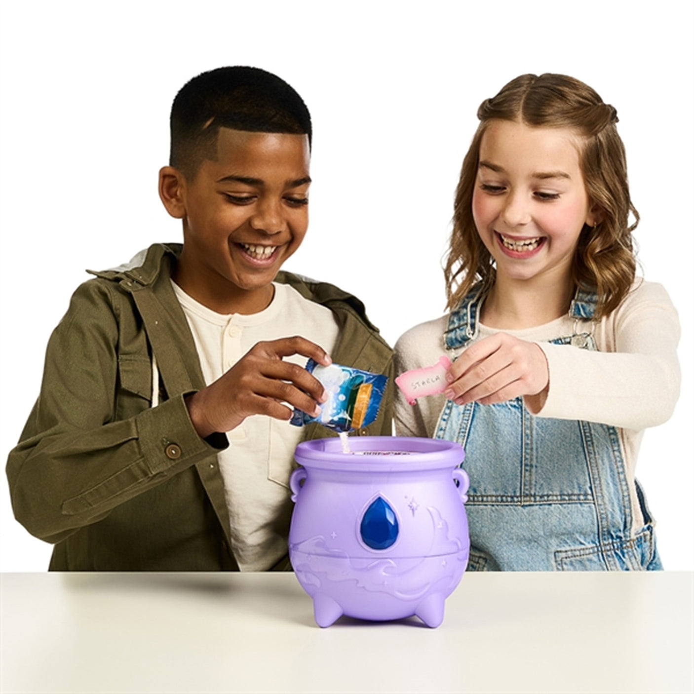 Magic Mixies Magic Color Surprise Cauldron 4