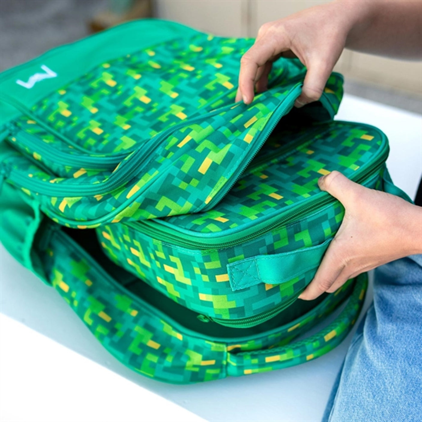 MontiiCo Lunch Bag Large Pixels 2