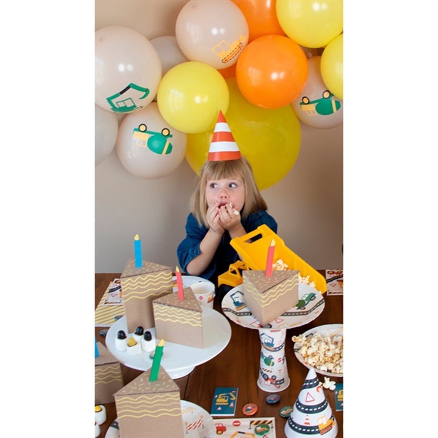 My Little Day Construction Party Hats 8 pcs