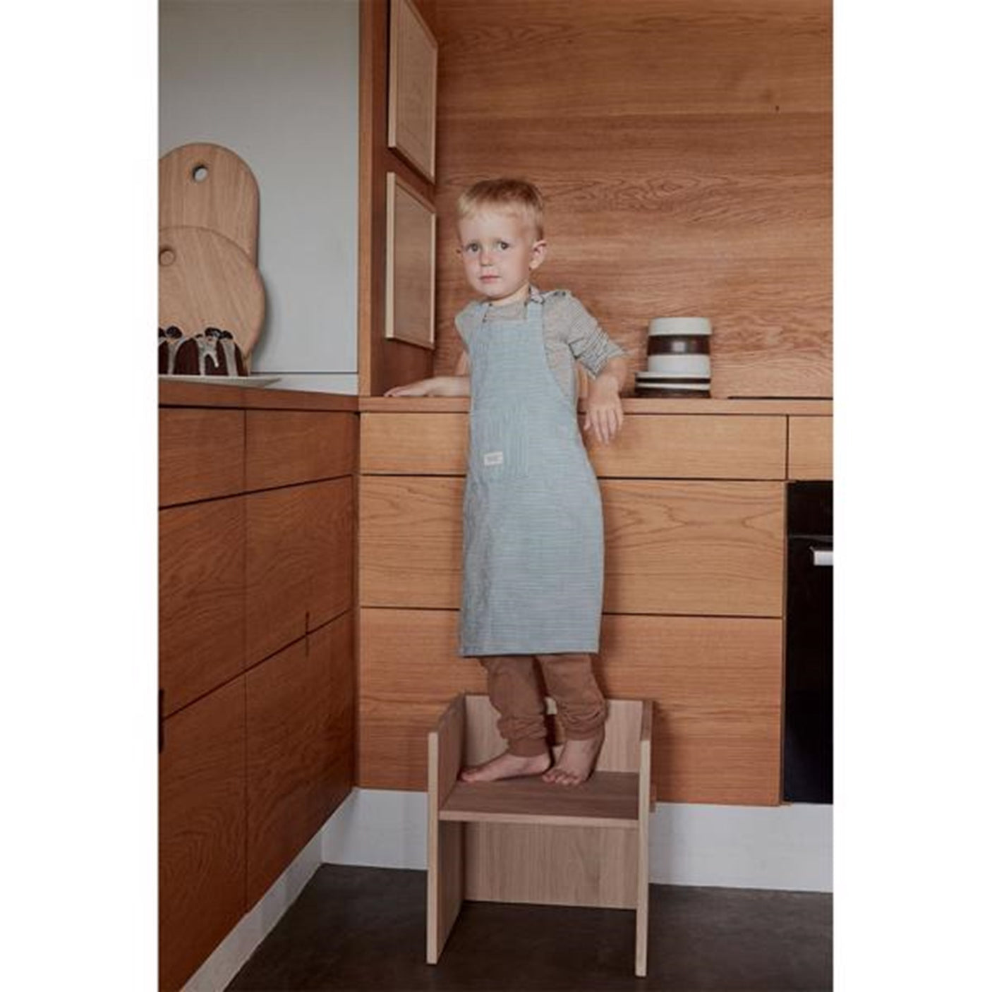 OYOY Gobi Apron White/Dusty Blue