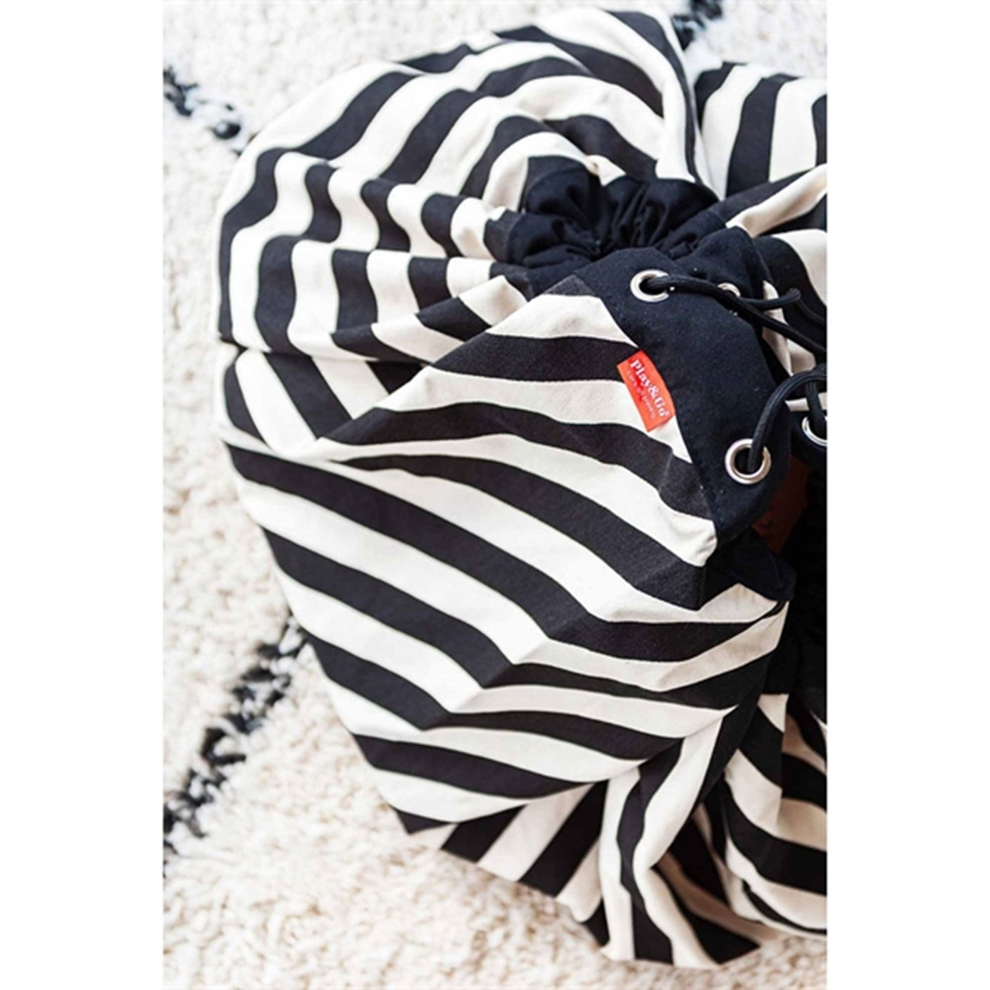 Play&Go 2-in-1 Play Mat Stripes Black