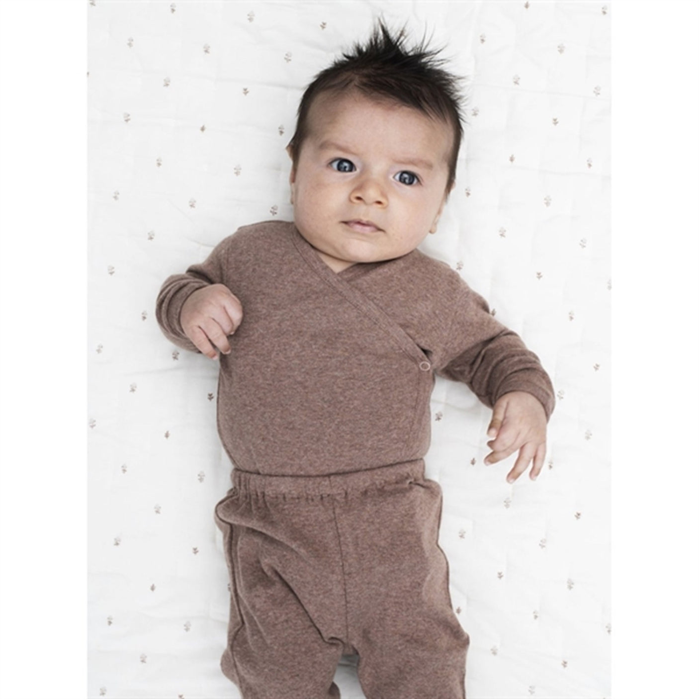 Serendipity Newborn Acorn Pants w. Feet