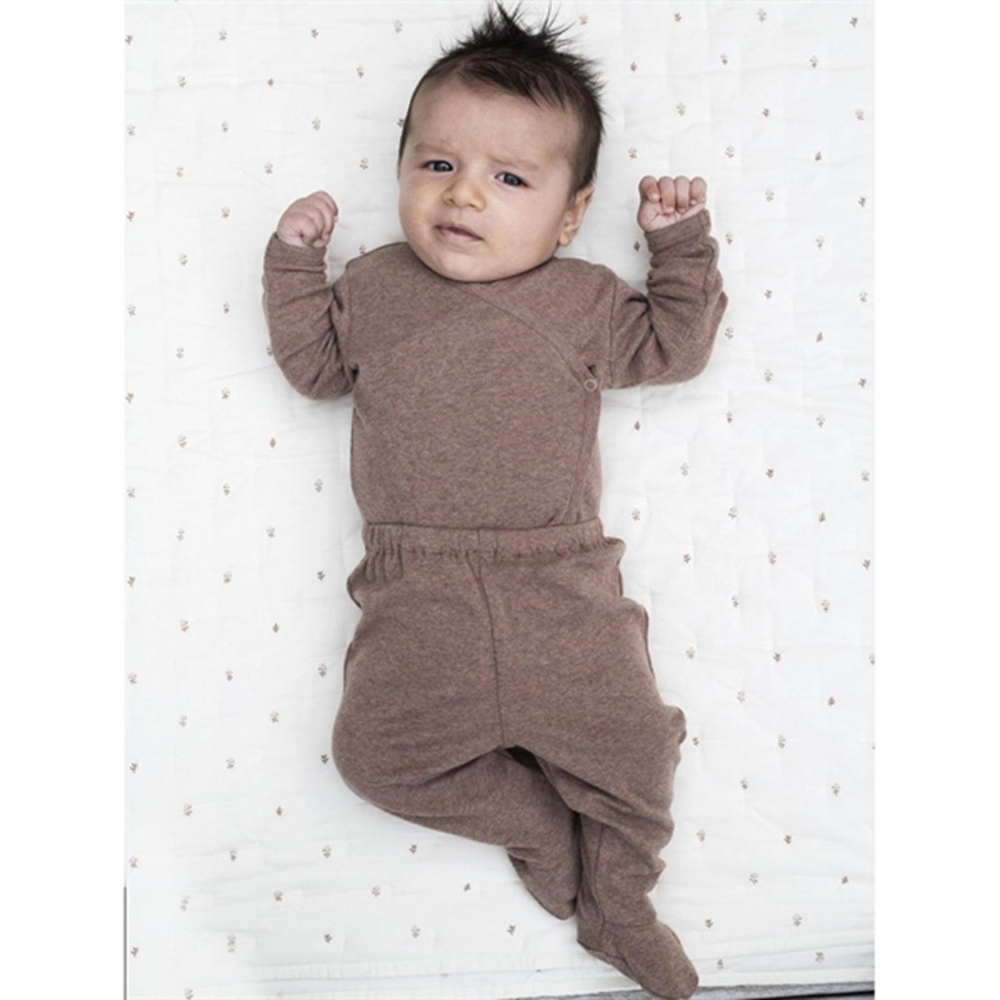 Serendipity Newborn Acorn Pants w. Feet