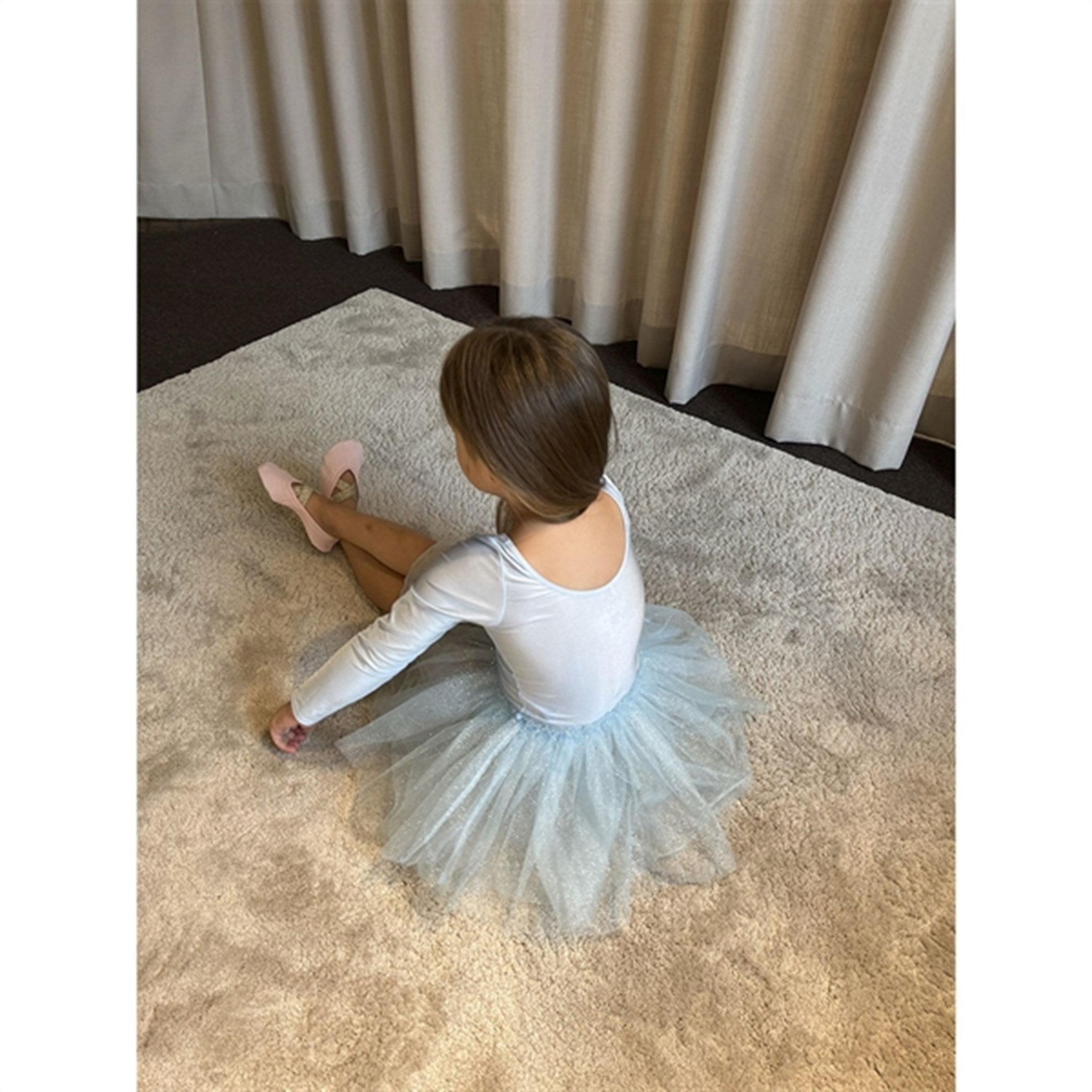 Petit By Sofie Schnoor x Luksusbaby Frost Blue Gymsuit 16