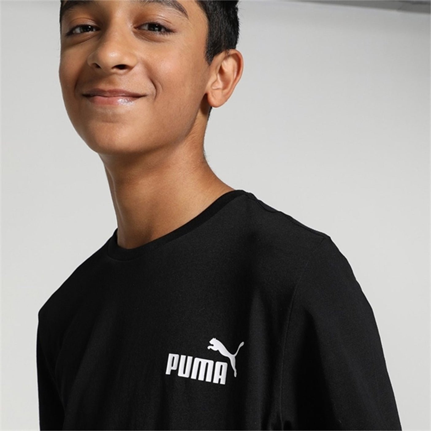 Puma Ess Small Logo T-Shirt Black