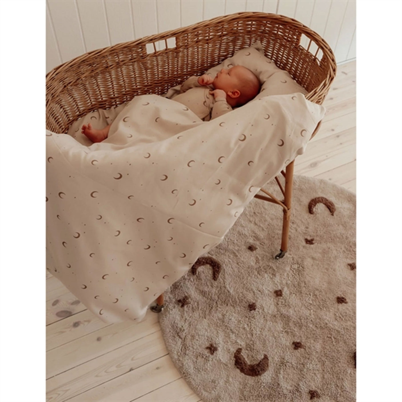 That's Mine Rug Calm Moon