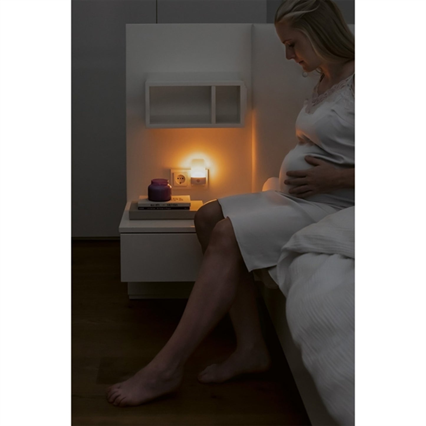 REER Night Light with Motion Sensor