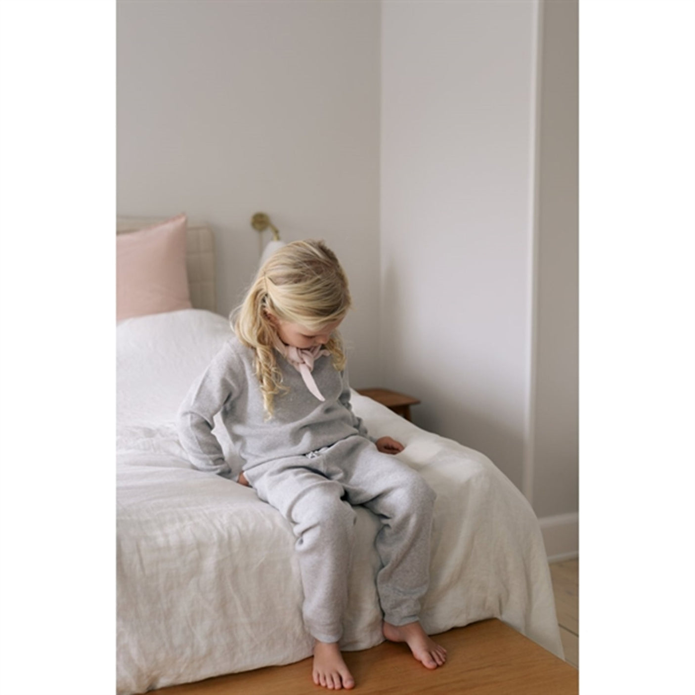 HOLMM Silver Shadow Roger Knit Jumper