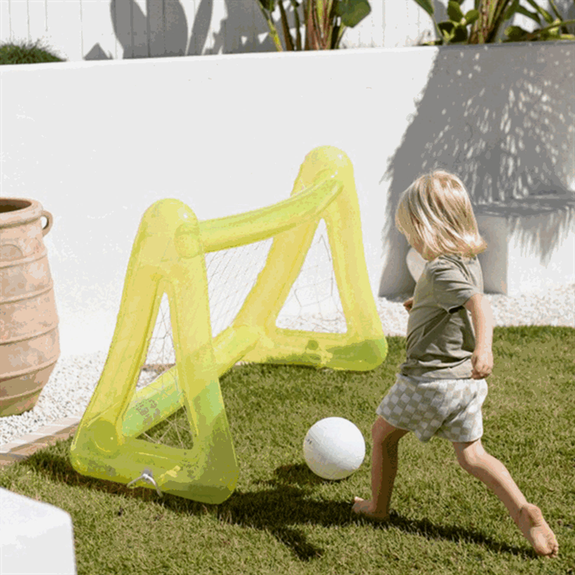 SunnyLife Inflatable Goalie Neon Citrus