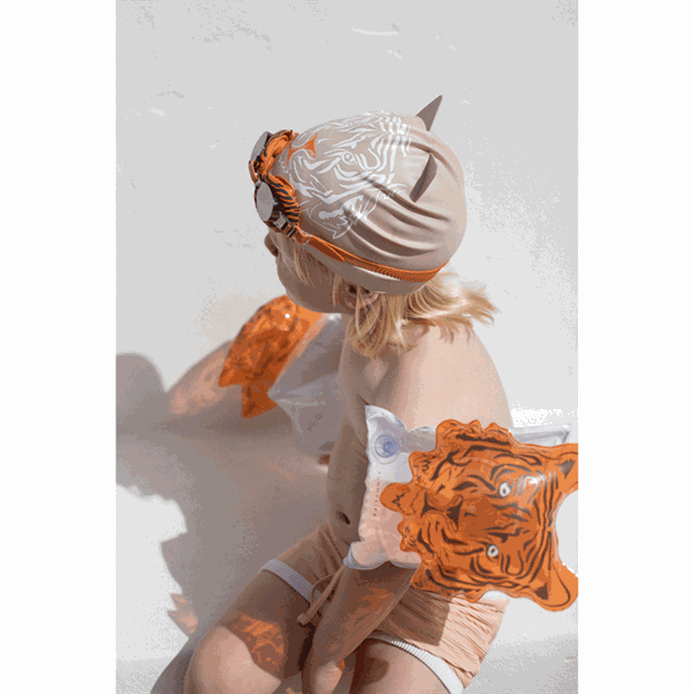 SunnyLife Swimming Tully The Tiger