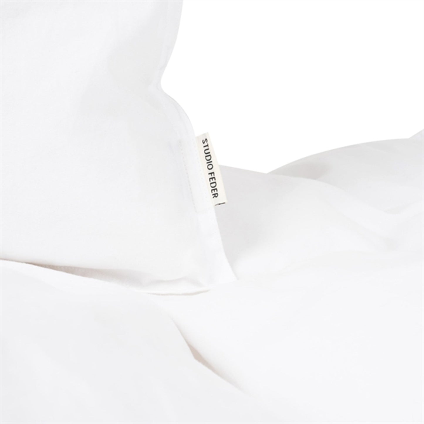 Studio Feder Bedding Crisp White 2