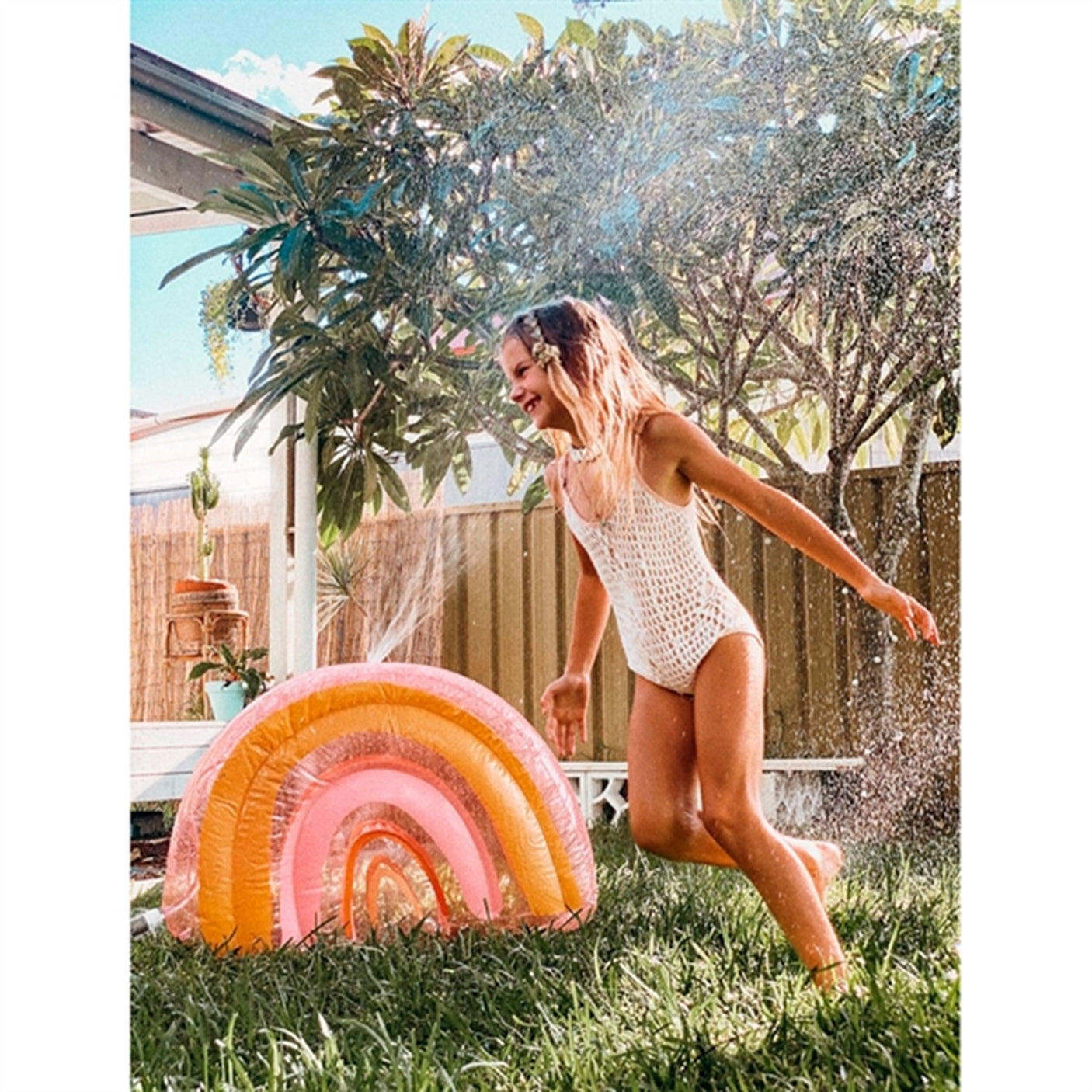SunnyLife Inflatable Sprinkler Rainbow