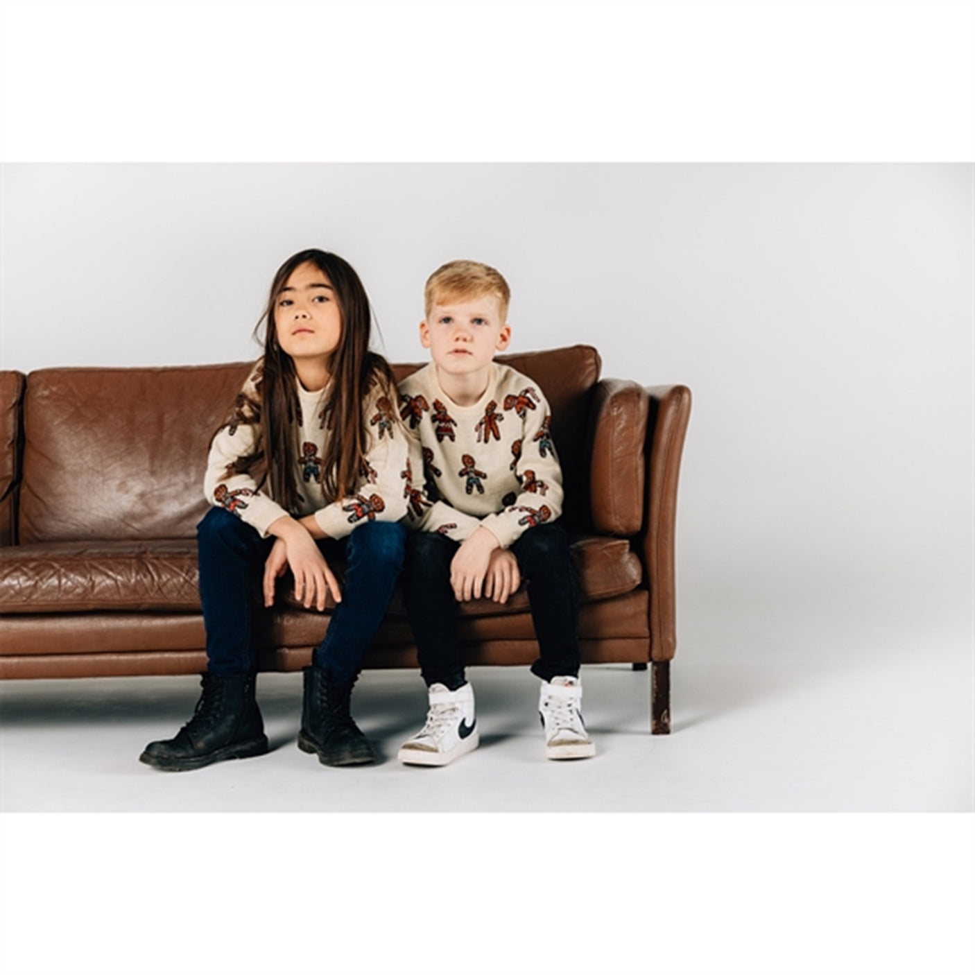 The New White Swan Ginger Aop Holiday Jacquard Knit