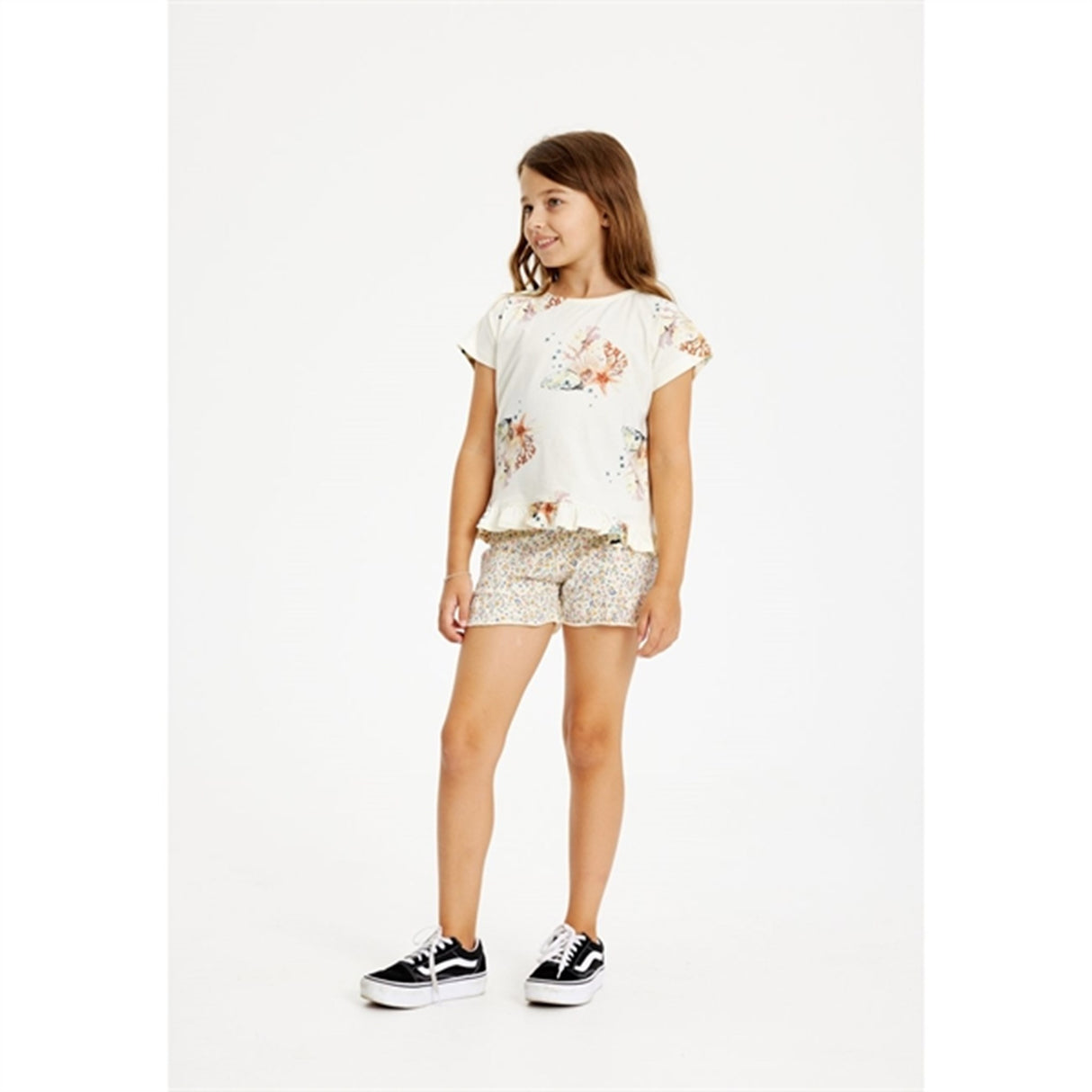 THE NEW White Swan Tiny Flower AOP Geneva Shorts