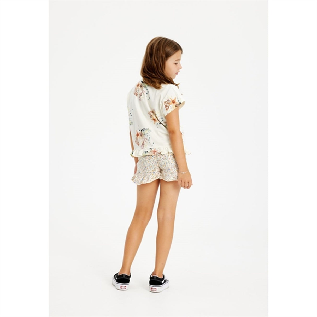THE NEW White Swan Tiny Flower AOP Geneva Shorts