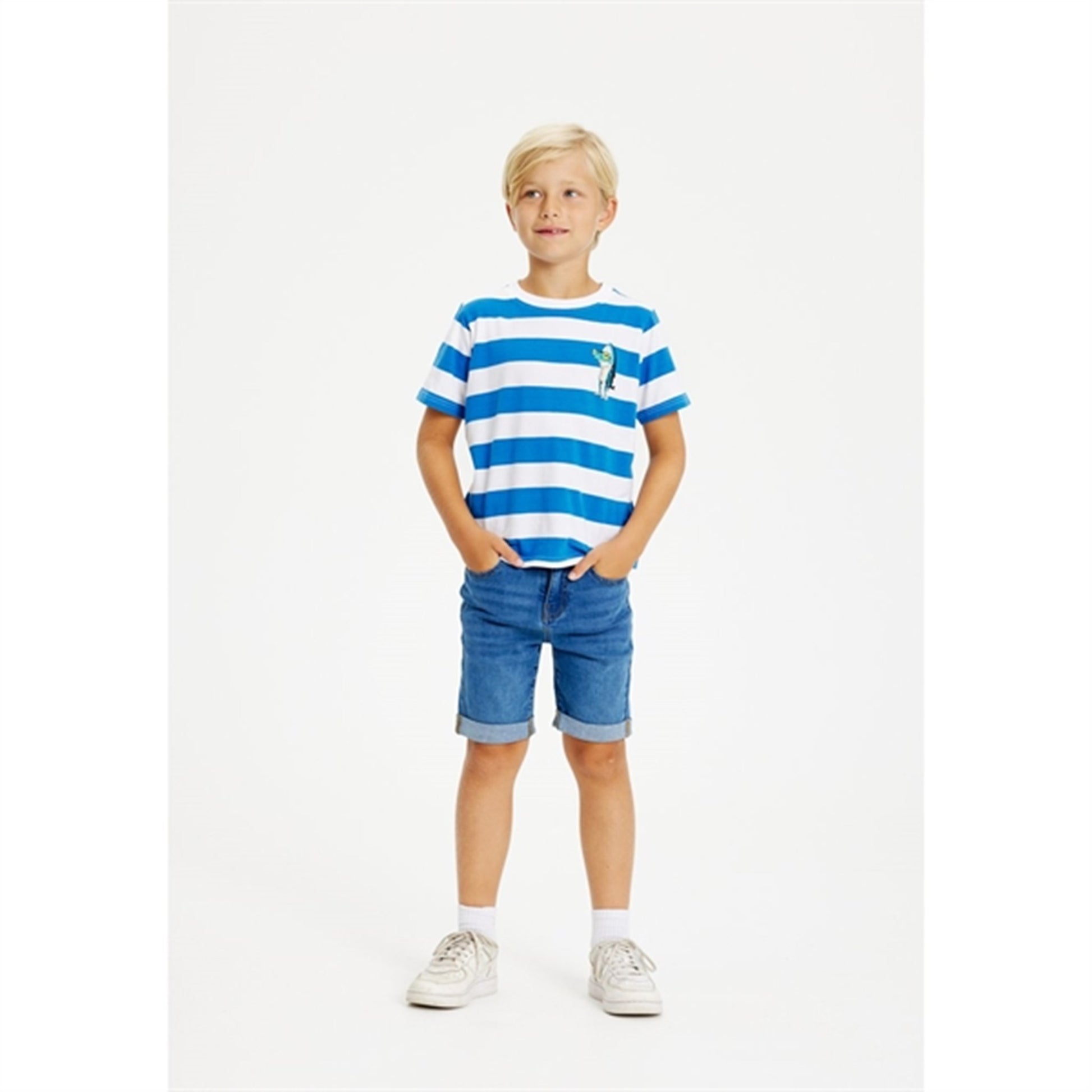 THE NEW Daphne Gunnar T-shirt