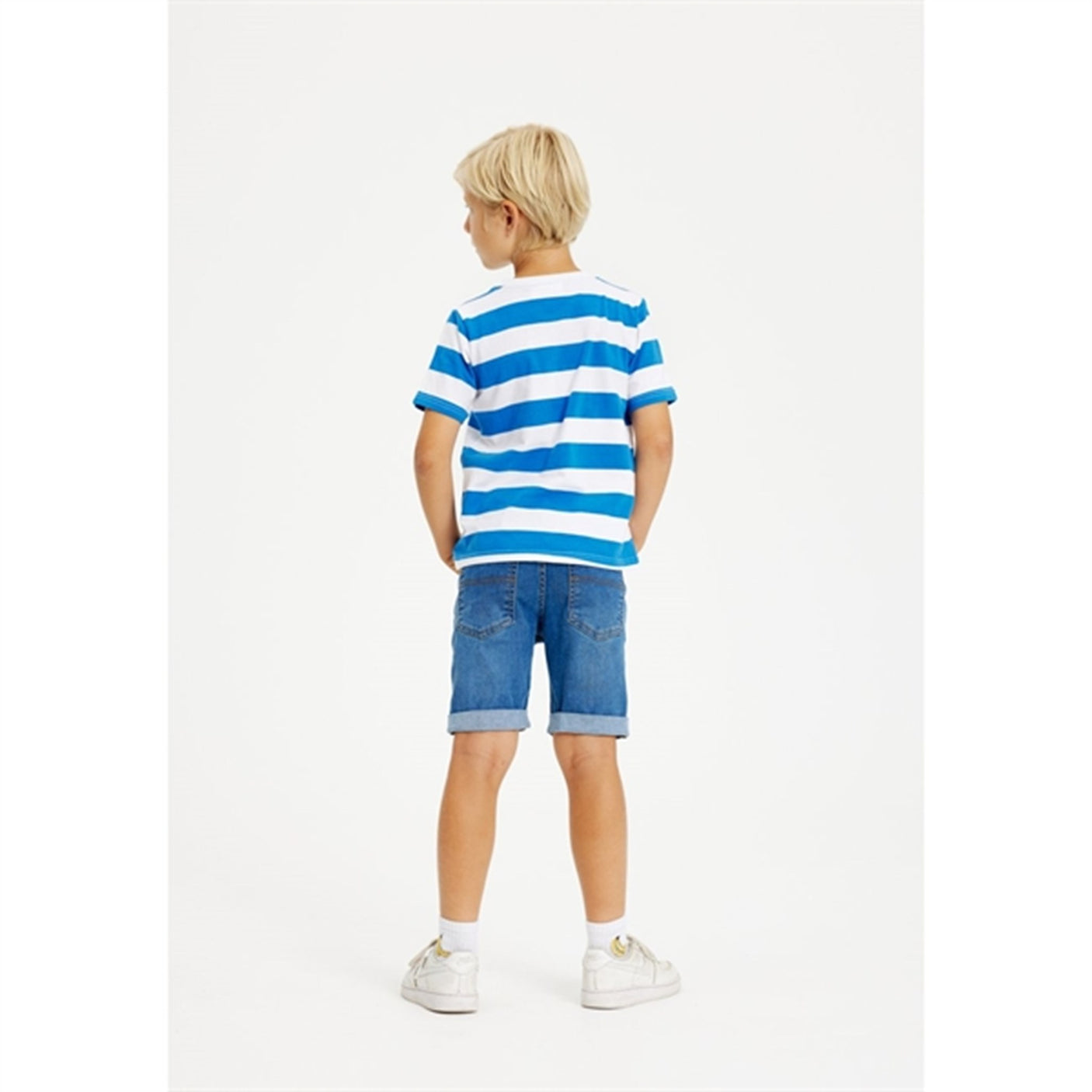 THE NEW Daphne Gunnar T-shirt