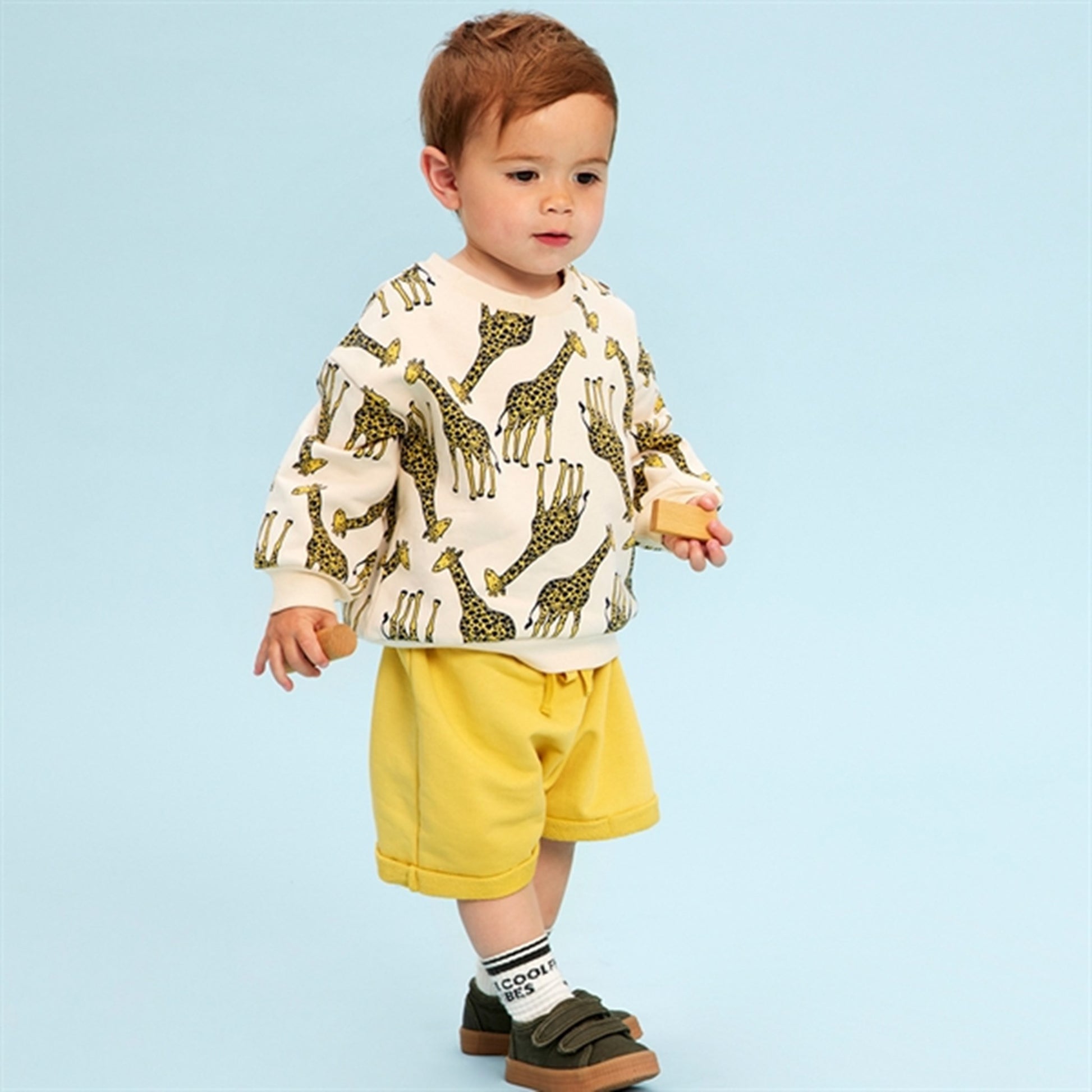 THE NEW Siblings White Swan Frej Sweatshirt