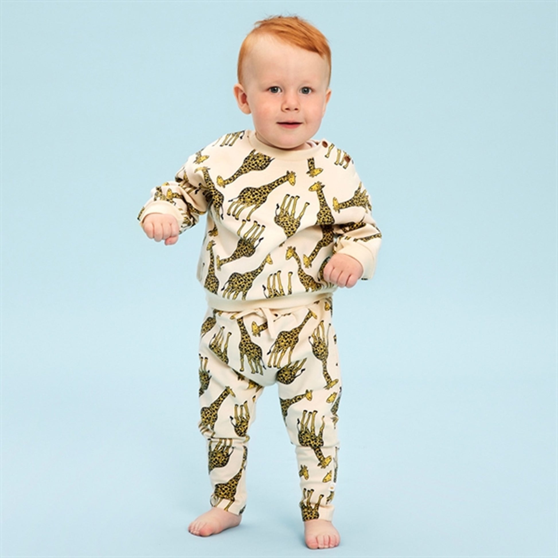 THE NEW Siblings White Swan Frej Sweatshirt