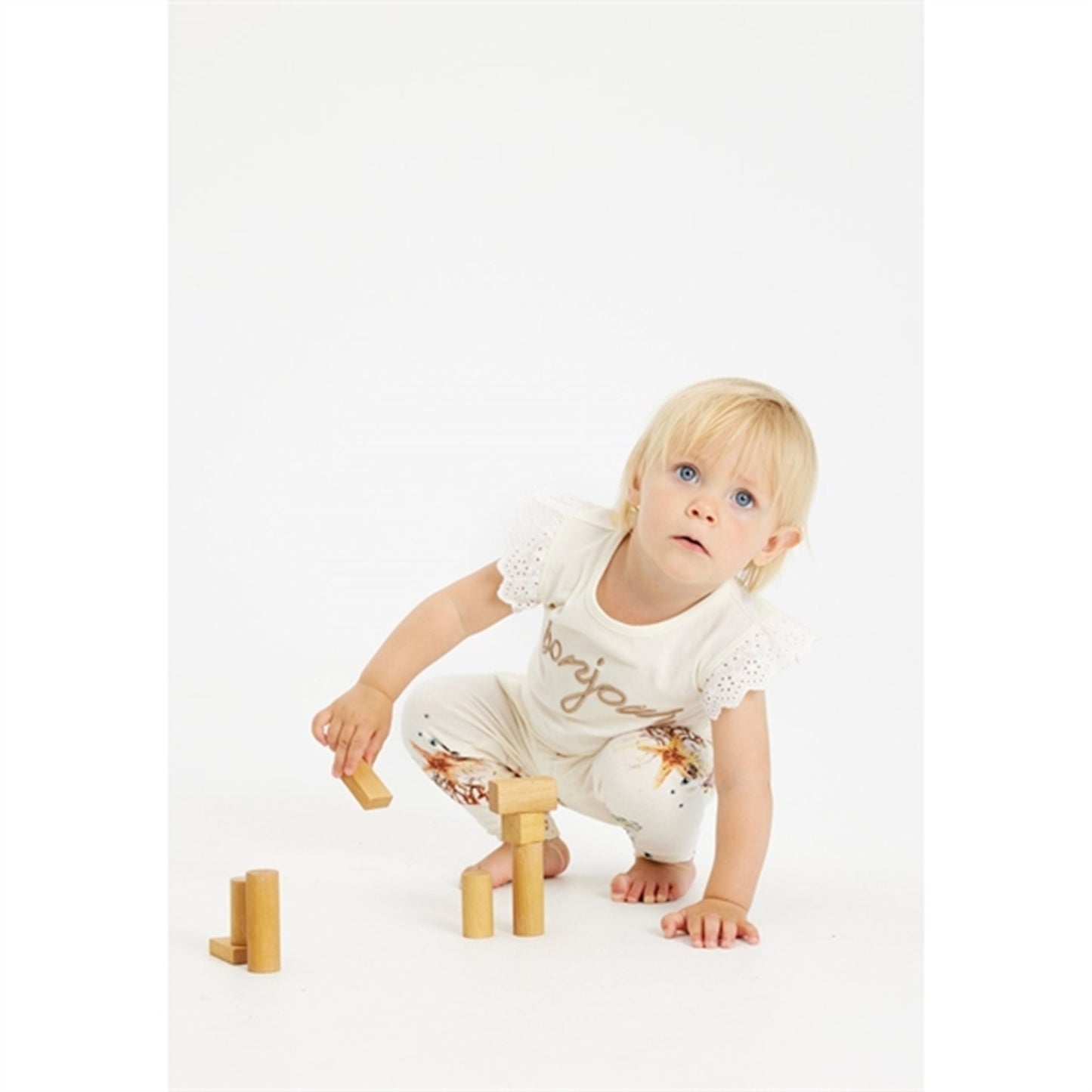 THE NEW Siblings White Swan Coral AOP Gaige Leggings