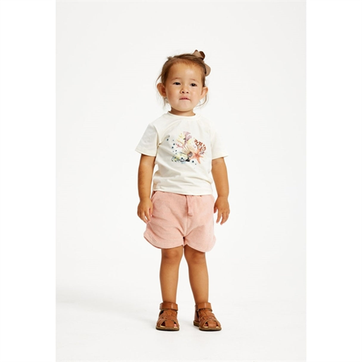 THE NEW Siblings White Swan Goral T-shirt