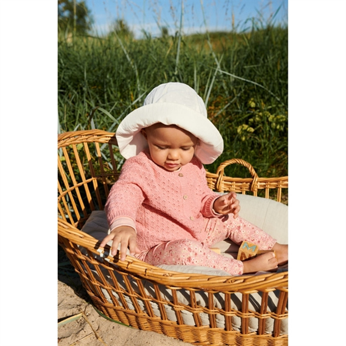 Wheat Rosette Flowers Leggings Jules